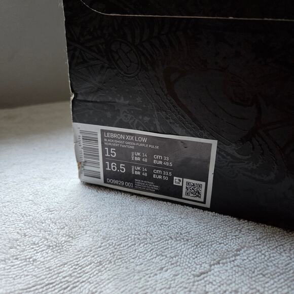 Nike Lebron 19 Low Black/Ghost Green Glow Basketball Sneakers - M Size 15 (NEW) - Picture 4 of 11